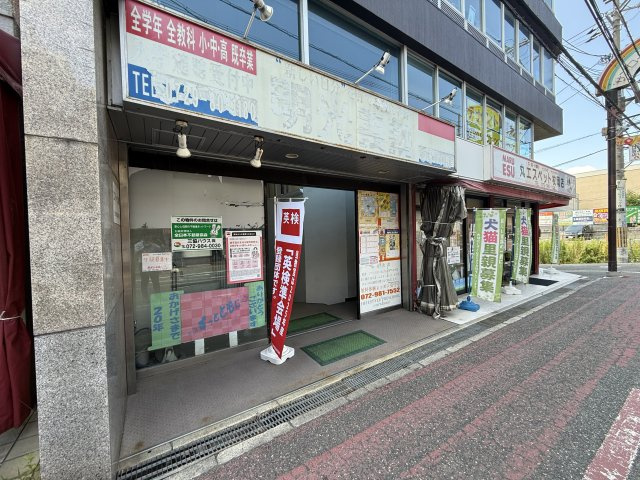 エス・ティビル旭町のエントランス
