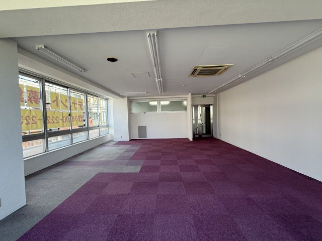 エス・ティビル旭町の内装