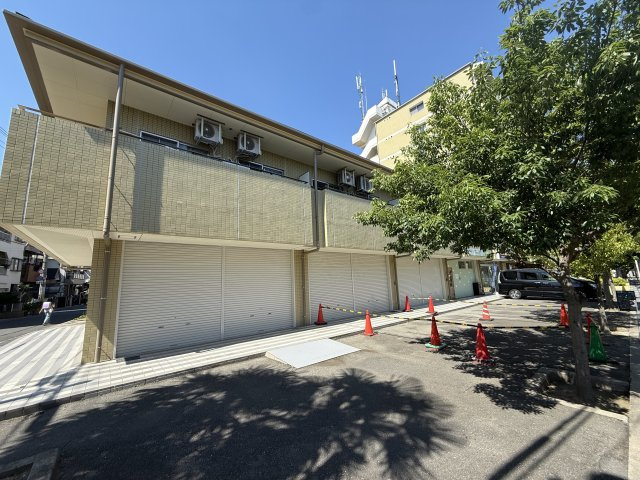 東大阪市小若江２丁目の店舗事務所