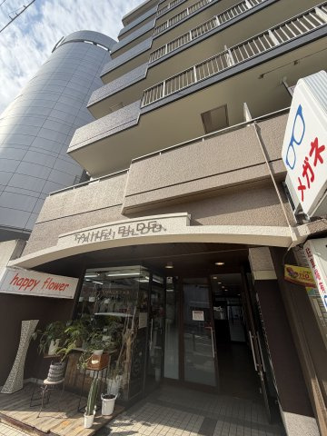 泰平第一ビル　別館のエントランス