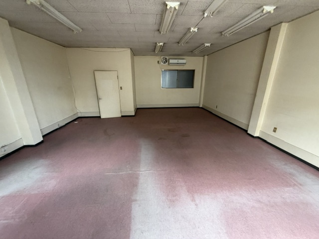 鳥飼本町5丁目倉庫