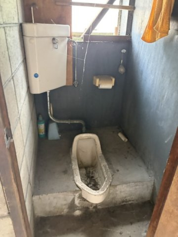 玉串町東2丁目倉庫