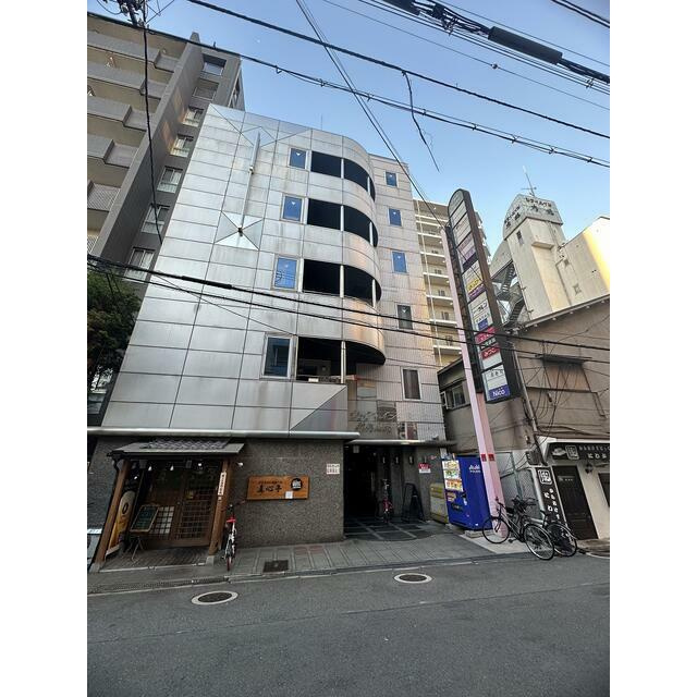 東大阪市足代新町の店舗一部