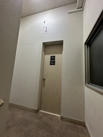 キャビン西本町ビルのトイレ