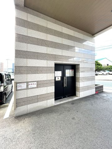 ヴィラージュ博多駅南　那珂小学校区のエントランス|ヴィラージュ博多駅南