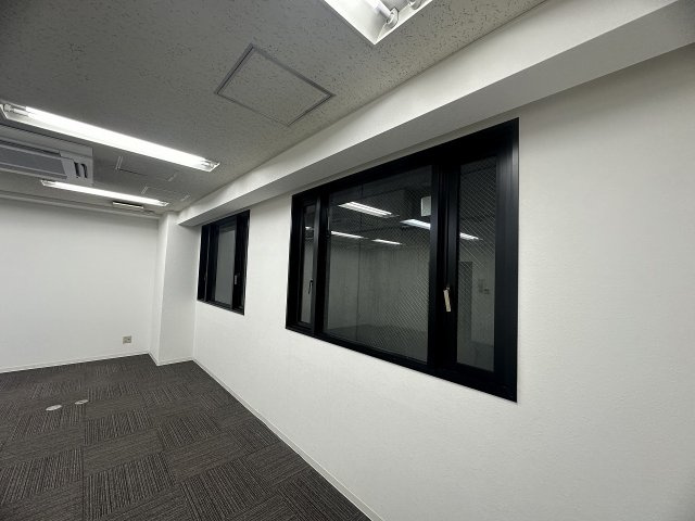 ParkLane Horie Bldの洋室