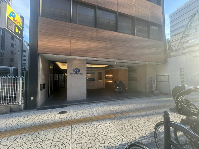 リアライズ堺筋本町ビルのエントランス