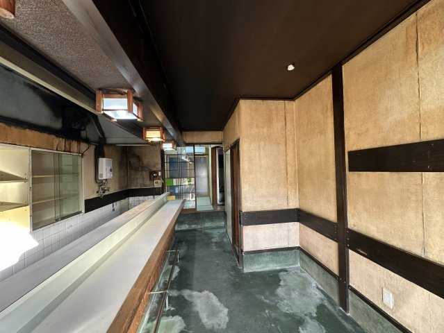 永和１丁目貸店舗付き住宅の洋室