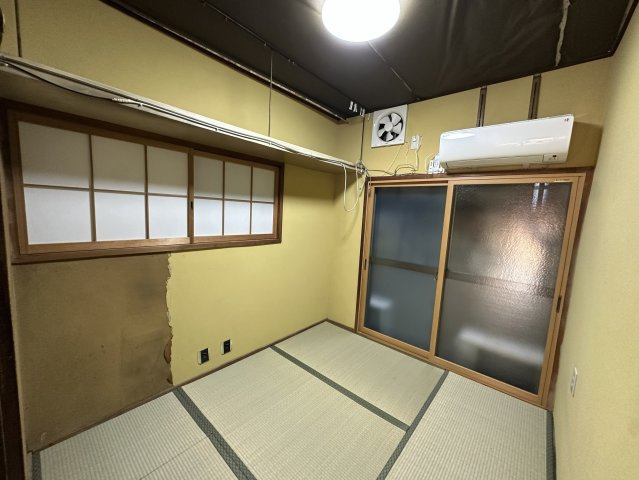 永和１丁目貸店舗付き住宅の和室
