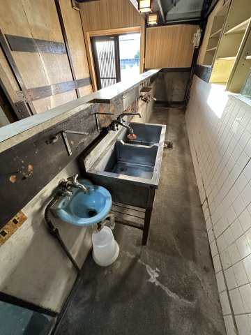 永和１丁目貸店舗付き住宅の設備