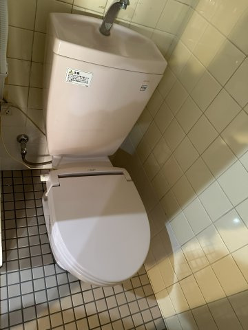 永和１丁目貸店舗付き住宅のトイレ