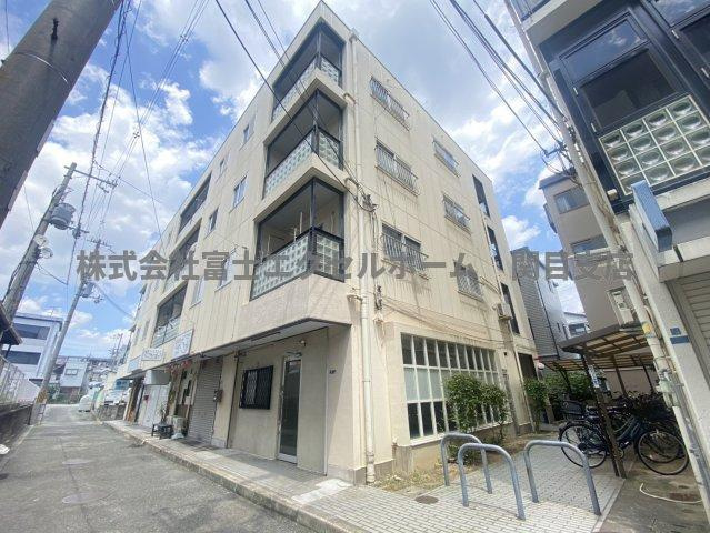 脇田ハイツの外観