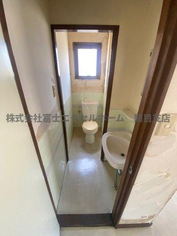 大和田店舗付き住宅の玄関