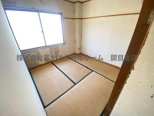 大和田店舗付き住宅の和室