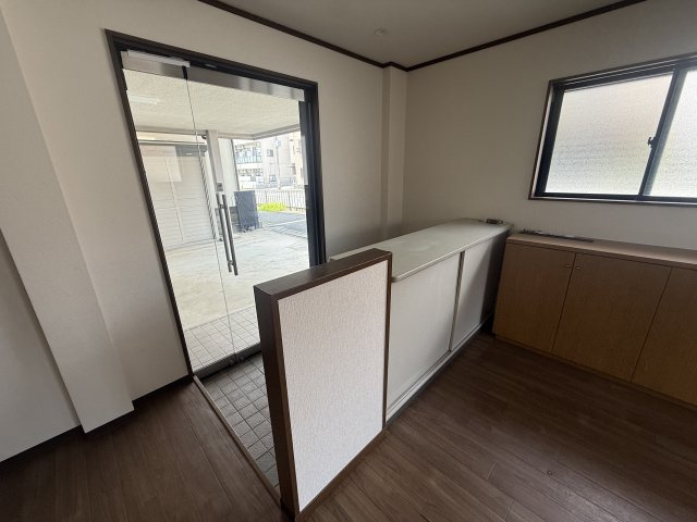 東大阪市下六万寺町事務所・店舗
