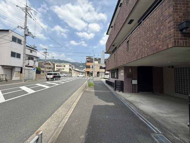 東大阪市下六万寺町事務所・店舗