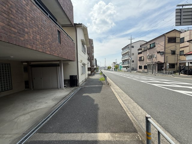 東大阪市下六万寺町事務所・店舗