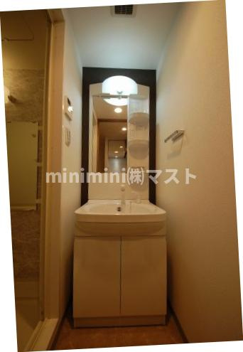 サムティ阿波座ベルシアの洗面所