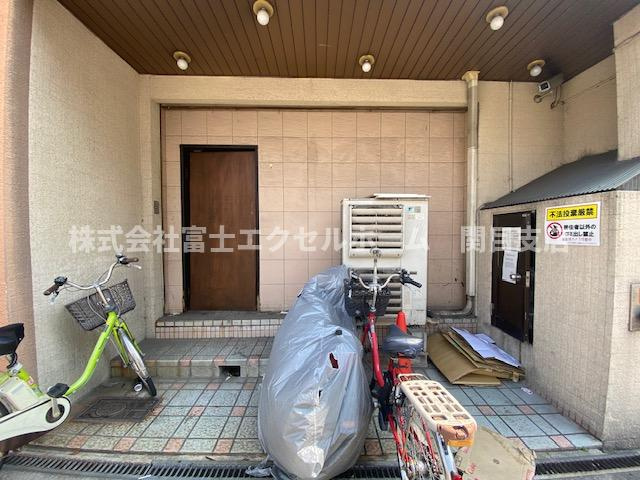 プレイス中川の外観