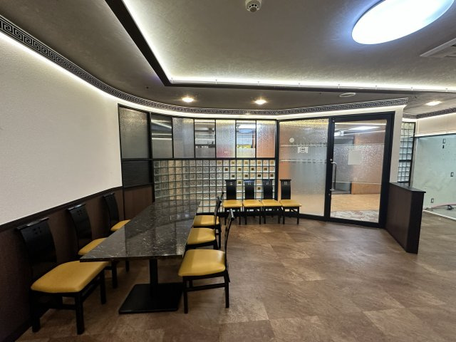 ダイアパレスビル本町の洋室