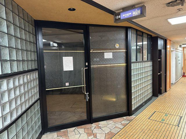 ダイアパレスビル本町のロビー