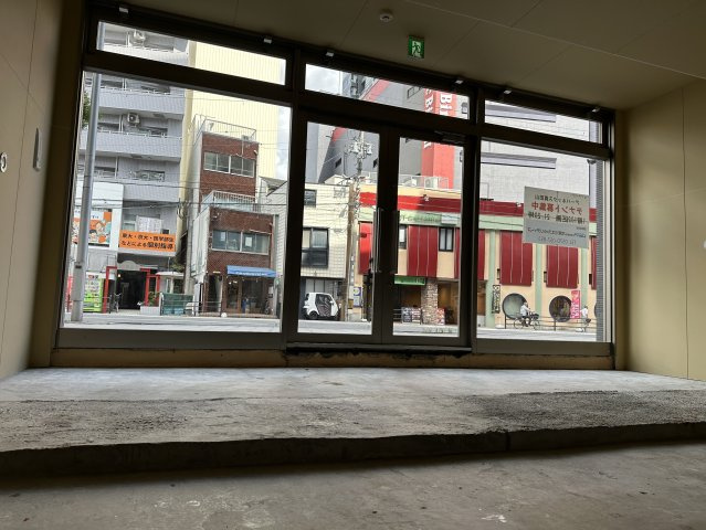 大阪市天王寺区玉造本町の店舗事務所の洋室