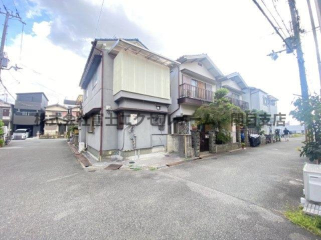 産興ビルの周辺