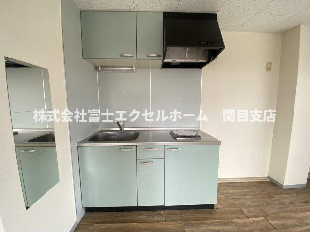 モンターニャビルのキッチン