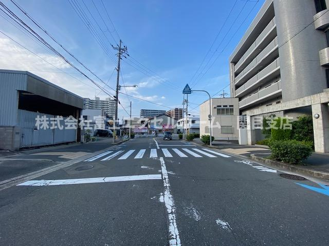 グランドリヴィエールの周辺