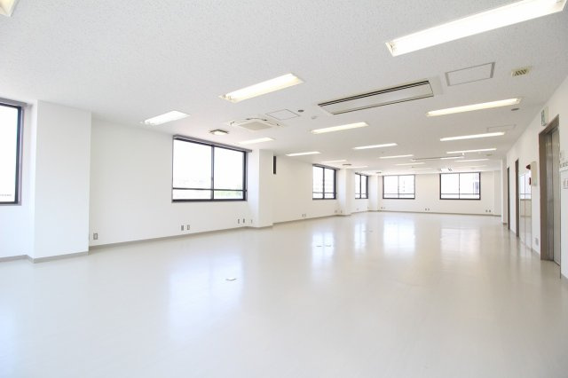 横田スクウエアービルのその他