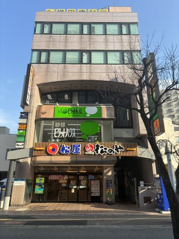 横田スクウエアービルの外観|建物外観を気になさる方へ、見た目の良い物件です
