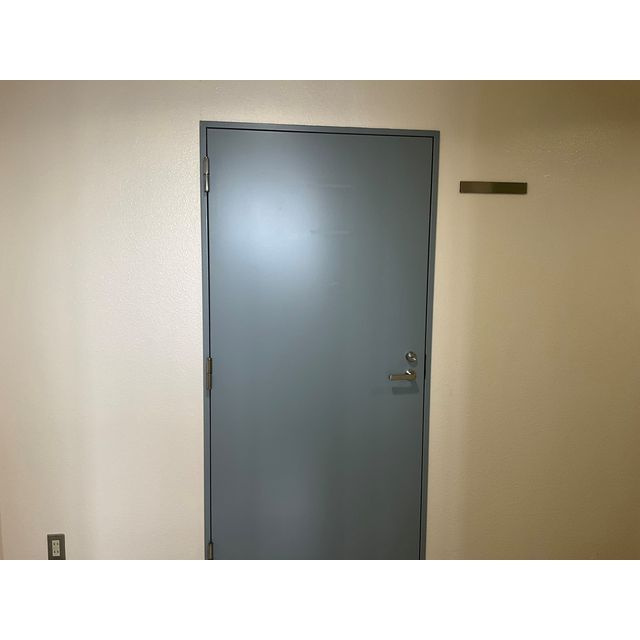 北原ビルの玄関|収納もある玄関です