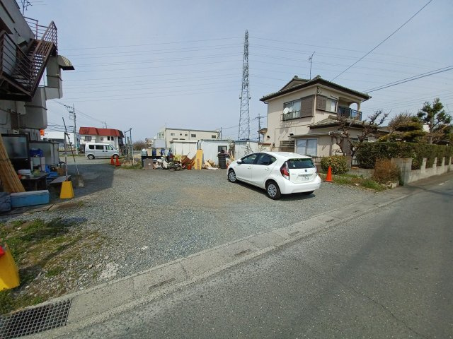 下野本石田様店舗の駐車場|駐車場があります