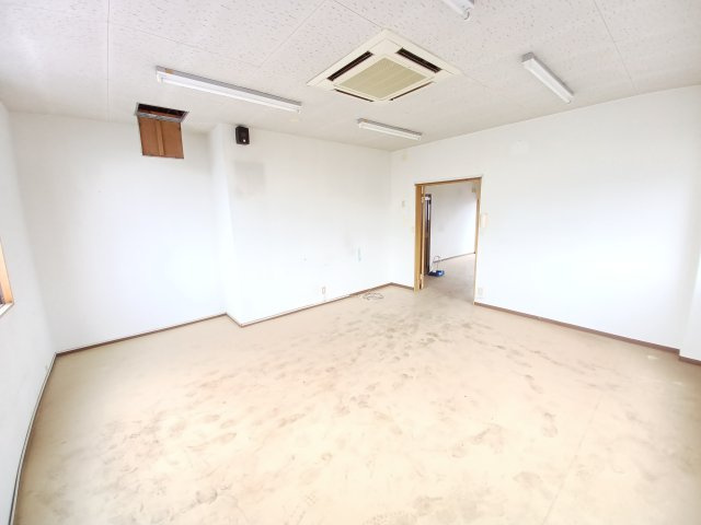 下野本石田様店舗の洋室|明るい洋室です
