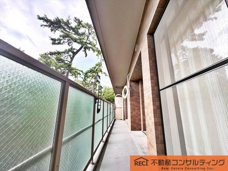 イトーピア夙川結善町のバルコニー