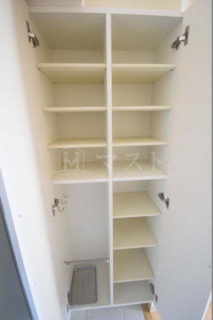 クレグラン北梅田の玄関|※建物内別間取参考写真