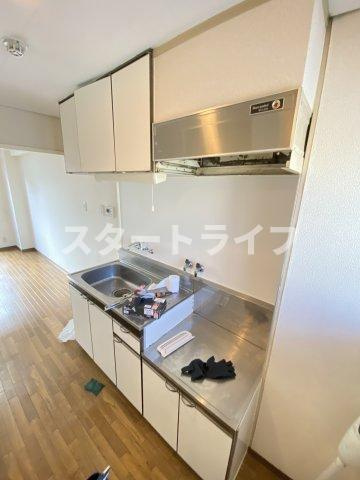 大阪市淀川区木川東４丁目の賃貸マンションのキッチン