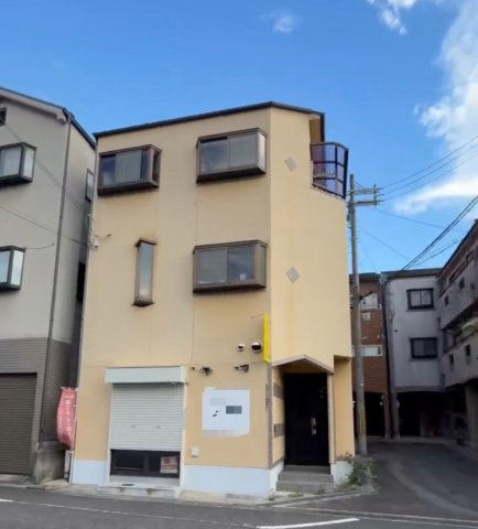 長尾谷町　店舗付き戸建て