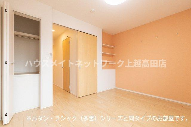 グラン　アクシス　Ⅱの洋室|洋室6.2帖（参考室内写真ルタン・ラシック（多雪）と同タイプ）