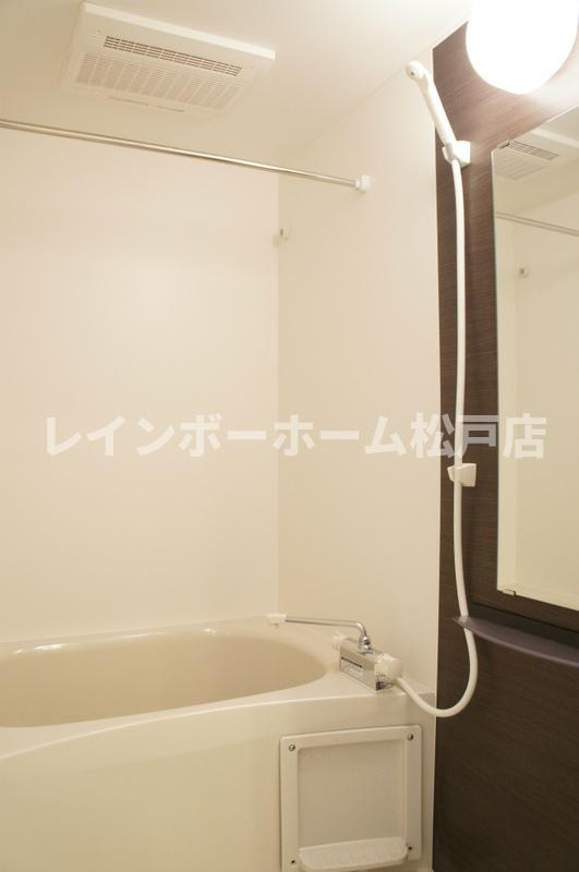 仲介手数料（賃料の1.10ヵ月）の50％OFF対象物件！の浴室|日々の暮らしに欠かせないお風呂です