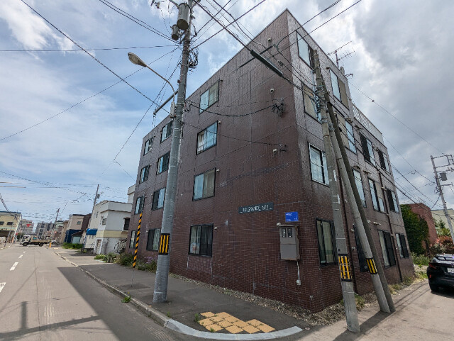 リオグランデ北３３条（旧ルナハイツ北３３条）