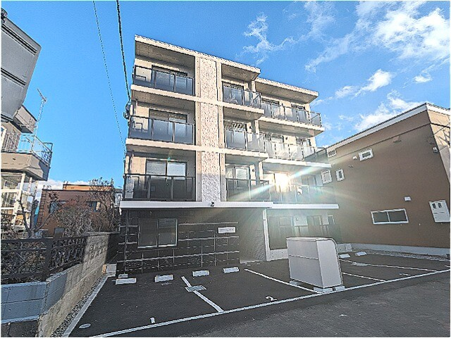 ＲＥＳＩＤＥＮＣＥ　ＳＨＩＮＭＥＩ　新道東