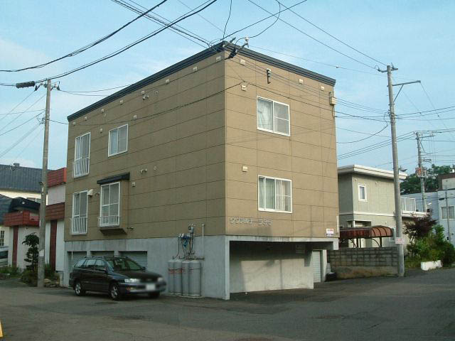 クヴァルチーラ53