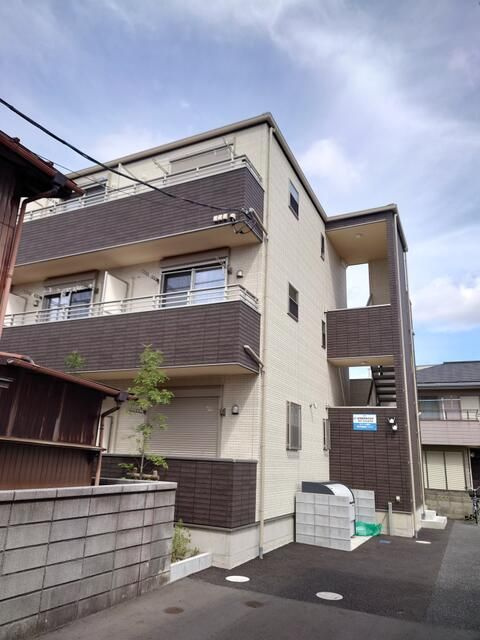 ロワール原木の外観