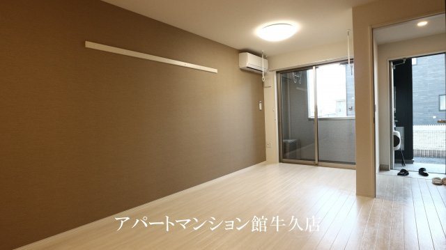 F・TACHYON（エフ・タキオン）の居間・リビング