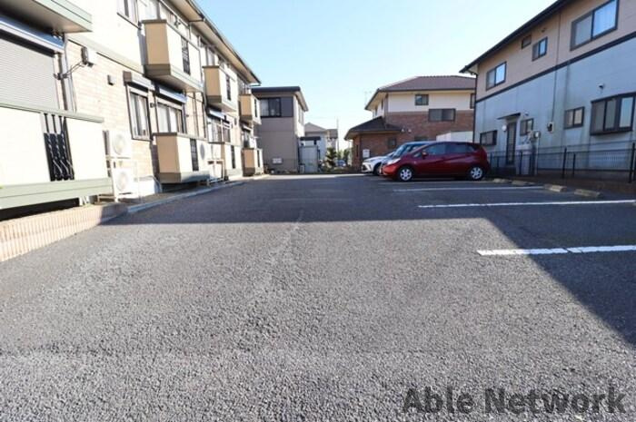 ルミエールBの駐車場|駐車場