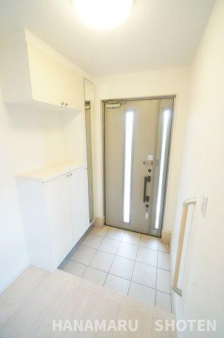 中古　千葉市中央区宮崎町の玄関|＊当日ご案内可＊ご希望の物件まとめてご案内！弊社が掲載していない物件でもOK♪お気軽にご相談ください ♪お電話でのお問合わせがスムーズ♪