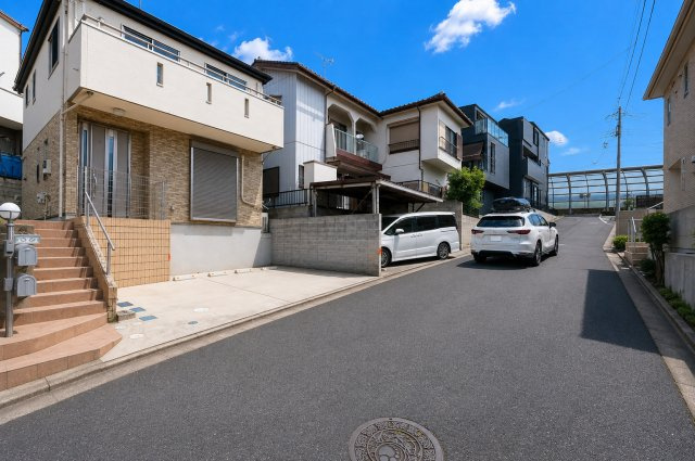 中古　千葉市中央区宮崎町の前面道路含む現地写真|＊当日ご案内可＊ご希望の物件まとめてご案内！弊社が掲載していない物件でもOK♪お気軽にご相談ください ♪お電話でのお問合わせがスムーズ♪