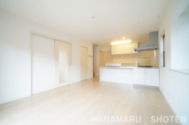 中古　千葉市中央区宮崎町の居間・リビング|＊当日ご案内可＊ご希望の物件まとめてご案内！弊社が掲載していない物件でもOK♪お気軽にご相談ください ♪お電話でのお問合わせがスムーズ♪