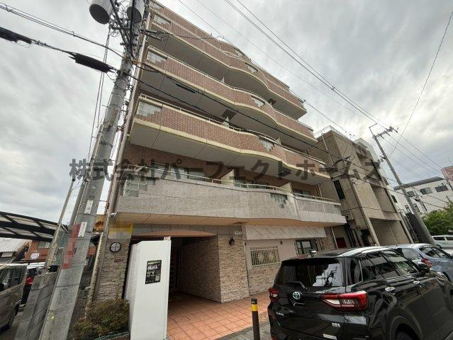 マンション花の外観|外観は落ち着いています